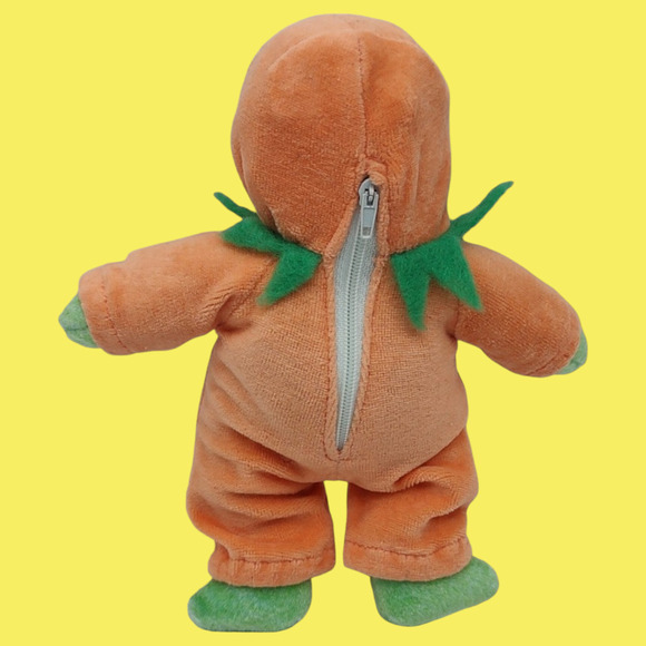 KICKS 1998 Retired Ty Beanie Baby Plush with Tags in Halloween Pumpkin Costume - Picture 2 of 12